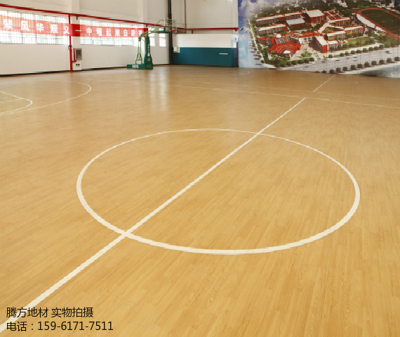 篮球场的优先选择——PVC运动地板