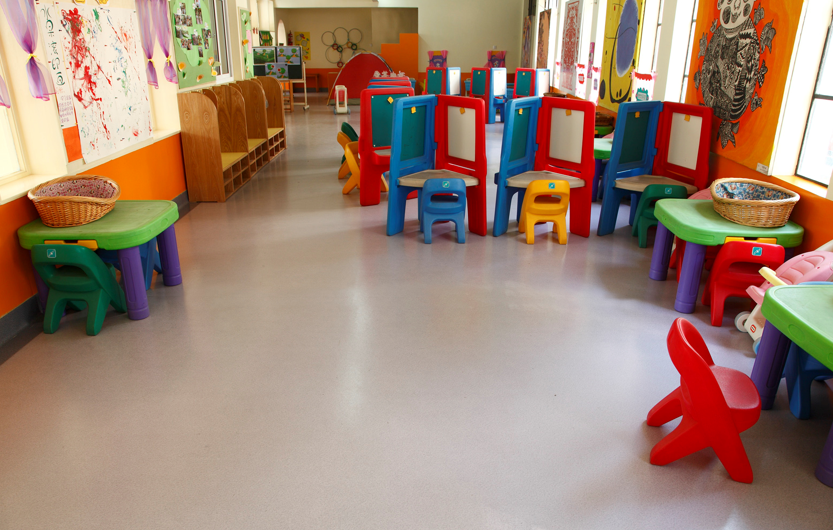 幼儿园用的塑胶地板有哪些特点【欧陆平台】